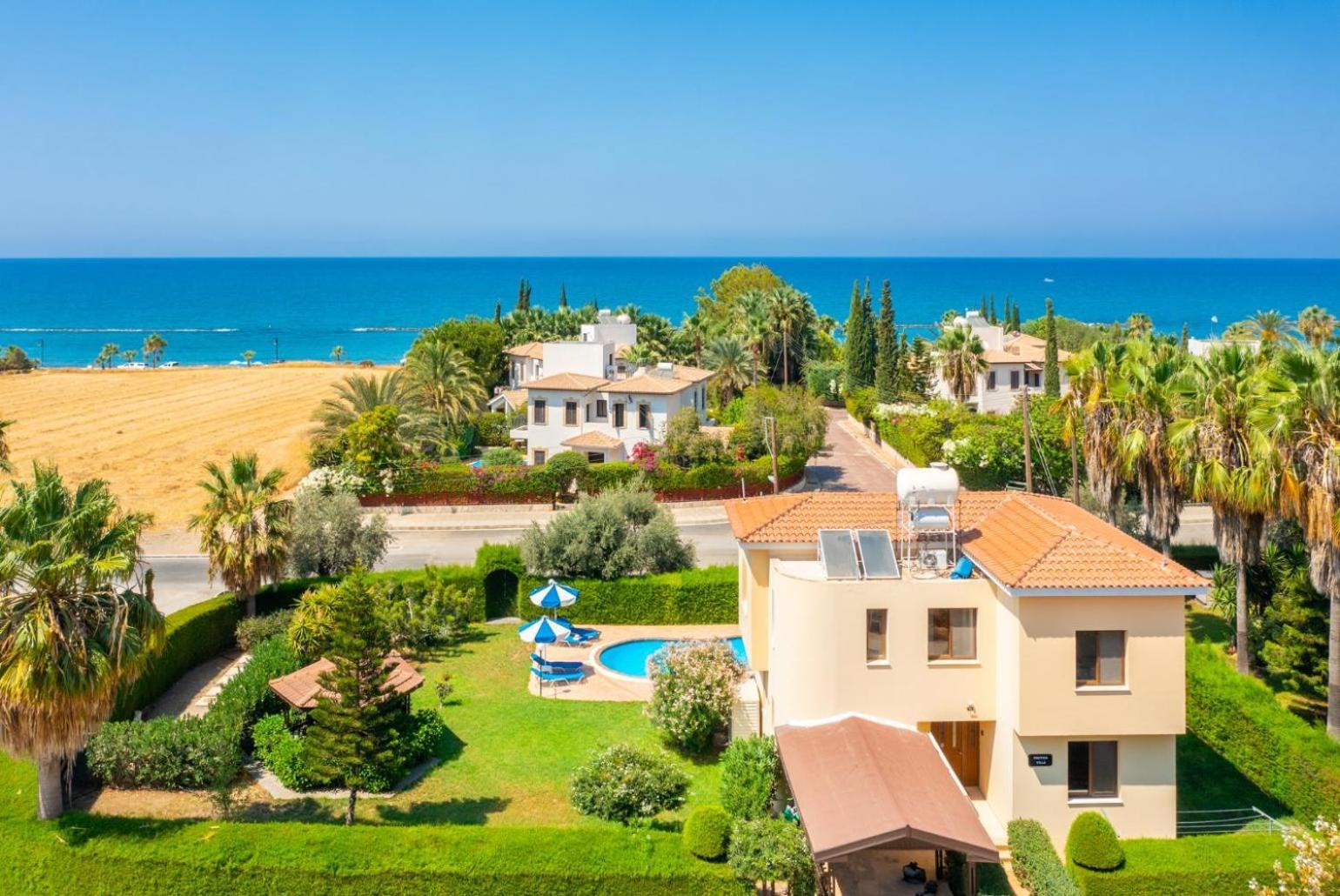 Villa Halima Fostira Polis Exterior photo