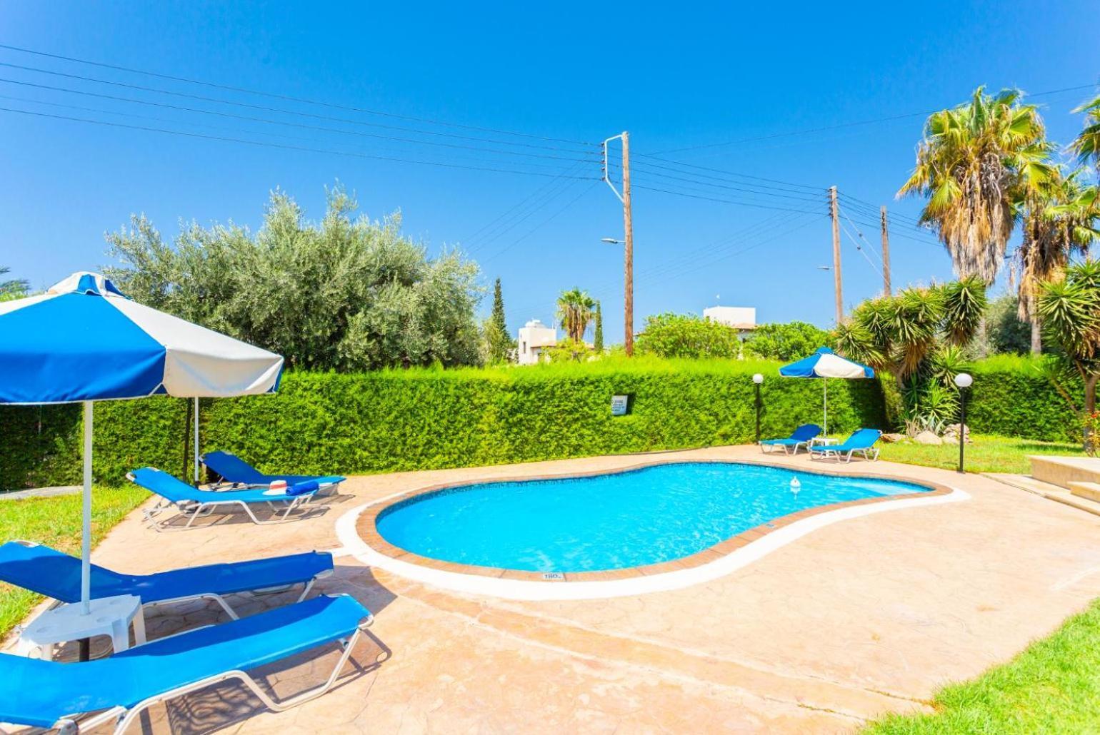Villa Halima Fostira Polis Exterior photo